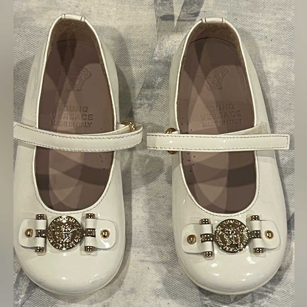 Versace toddler dress up shoes size 25 fits like a size 7t
